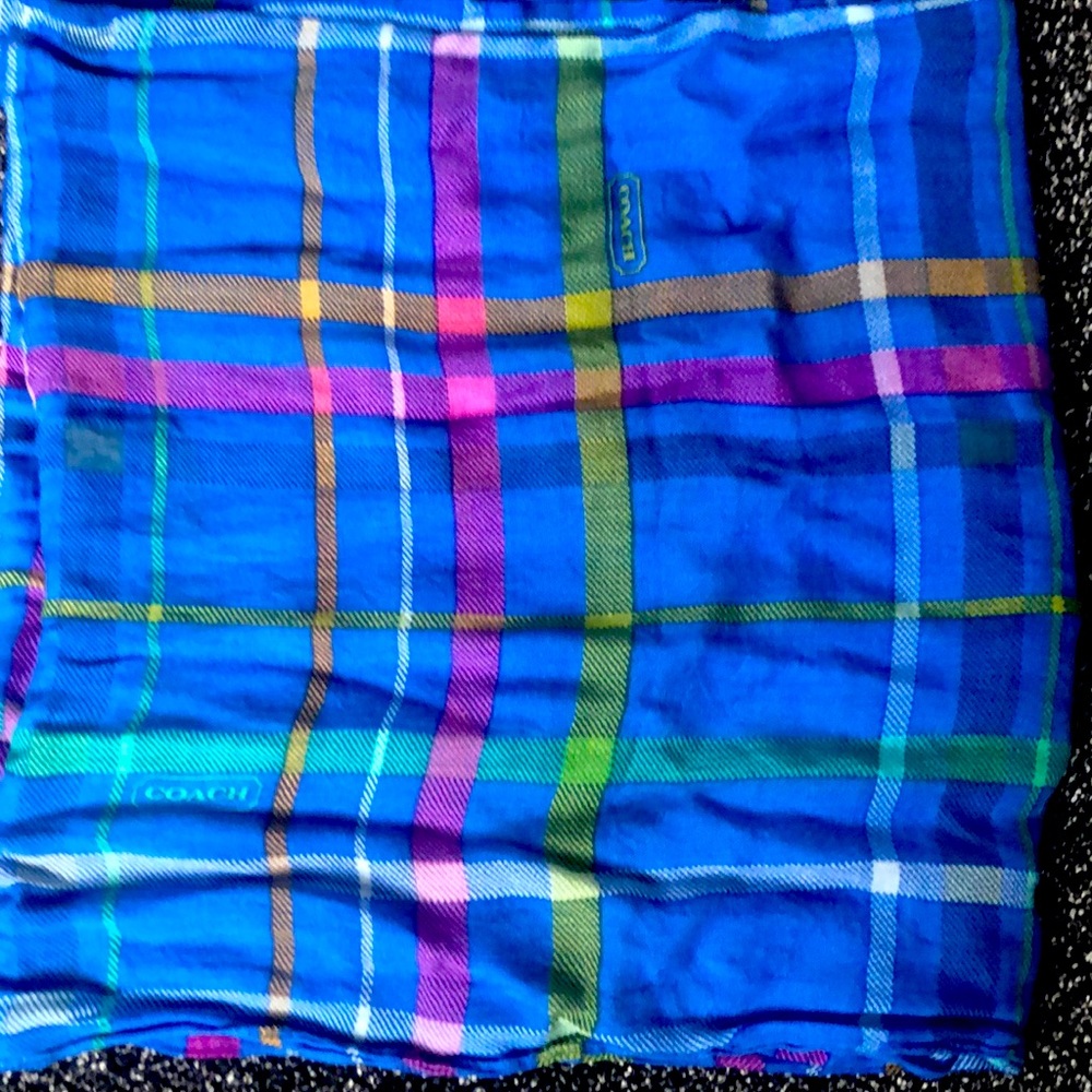 Authentic coach infinity scarf